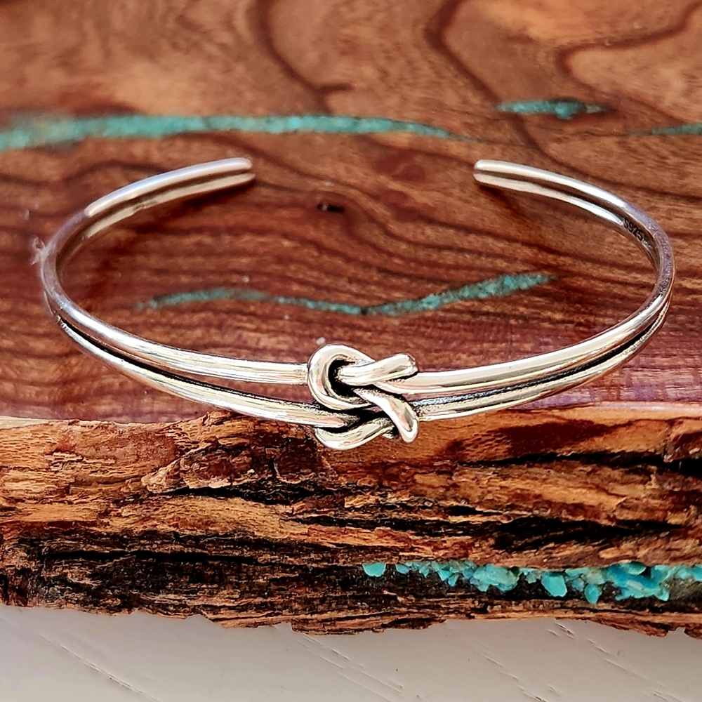 Vintage 925 Sterling Silver Knotted Cuff Bracelet